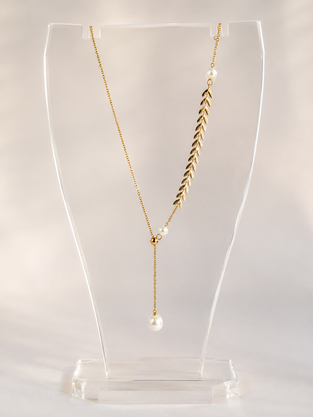 The Wheat Vine Necklace — Pearl