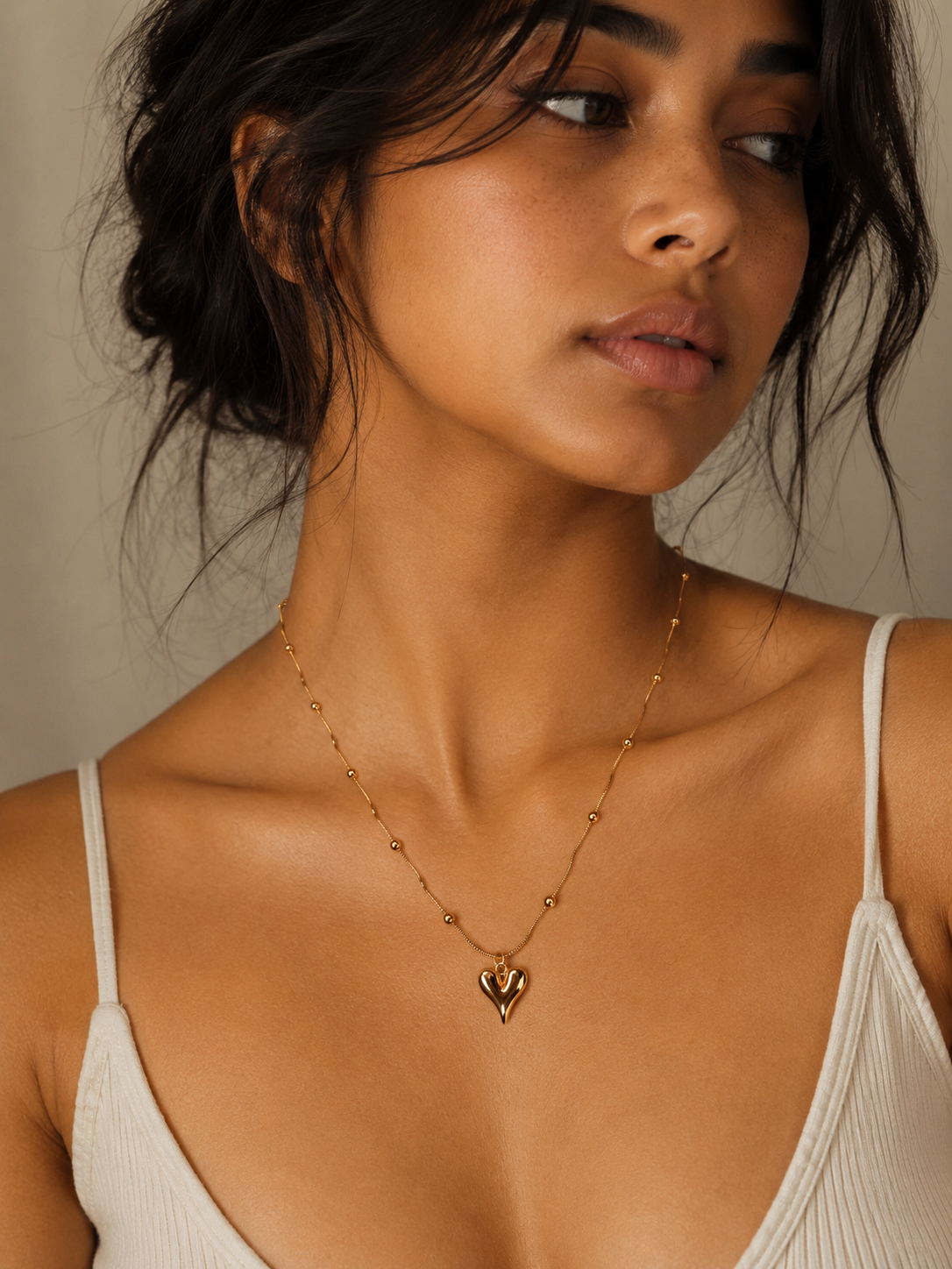 Dainty Gold Heart Pendant Necklace
